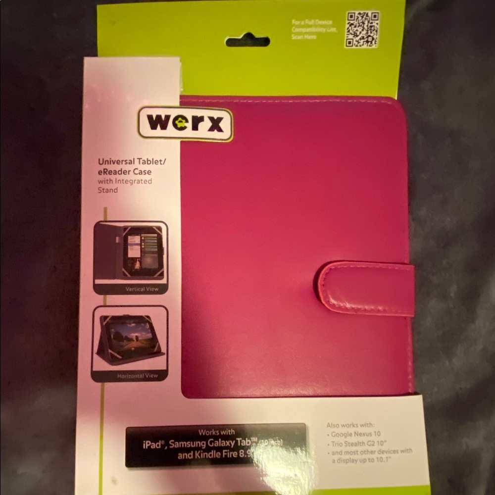 Universal tablet or iPad case